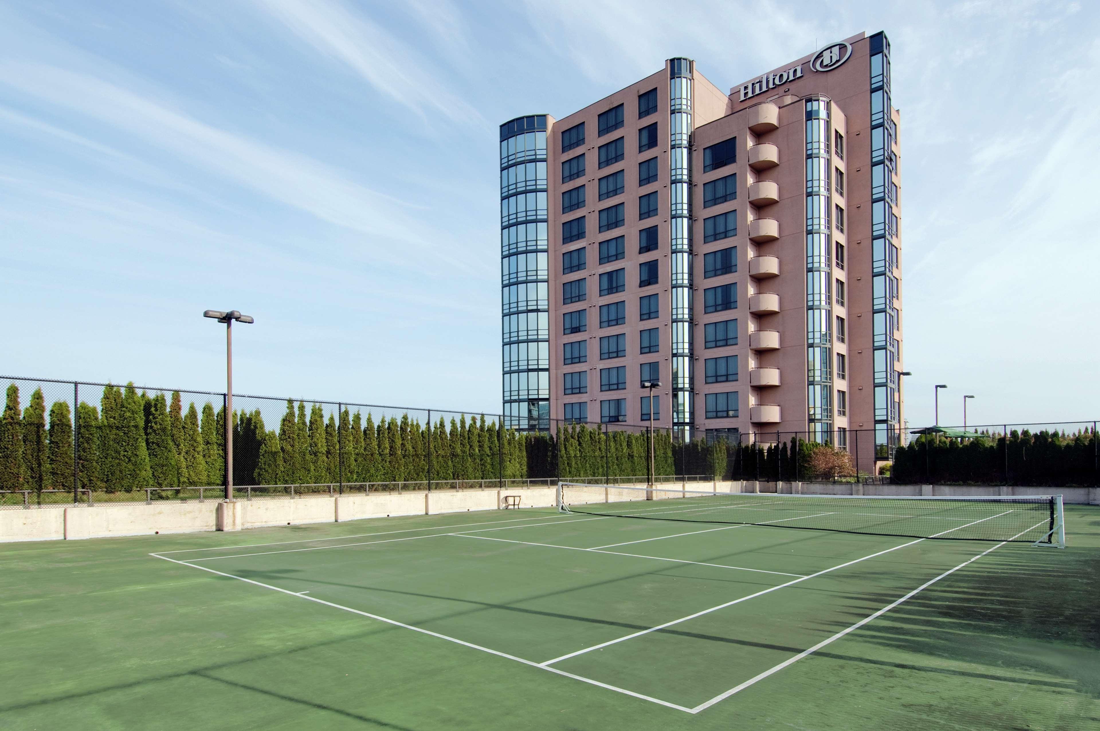 Hilton Vancouver Airport Richmond Exterior photo