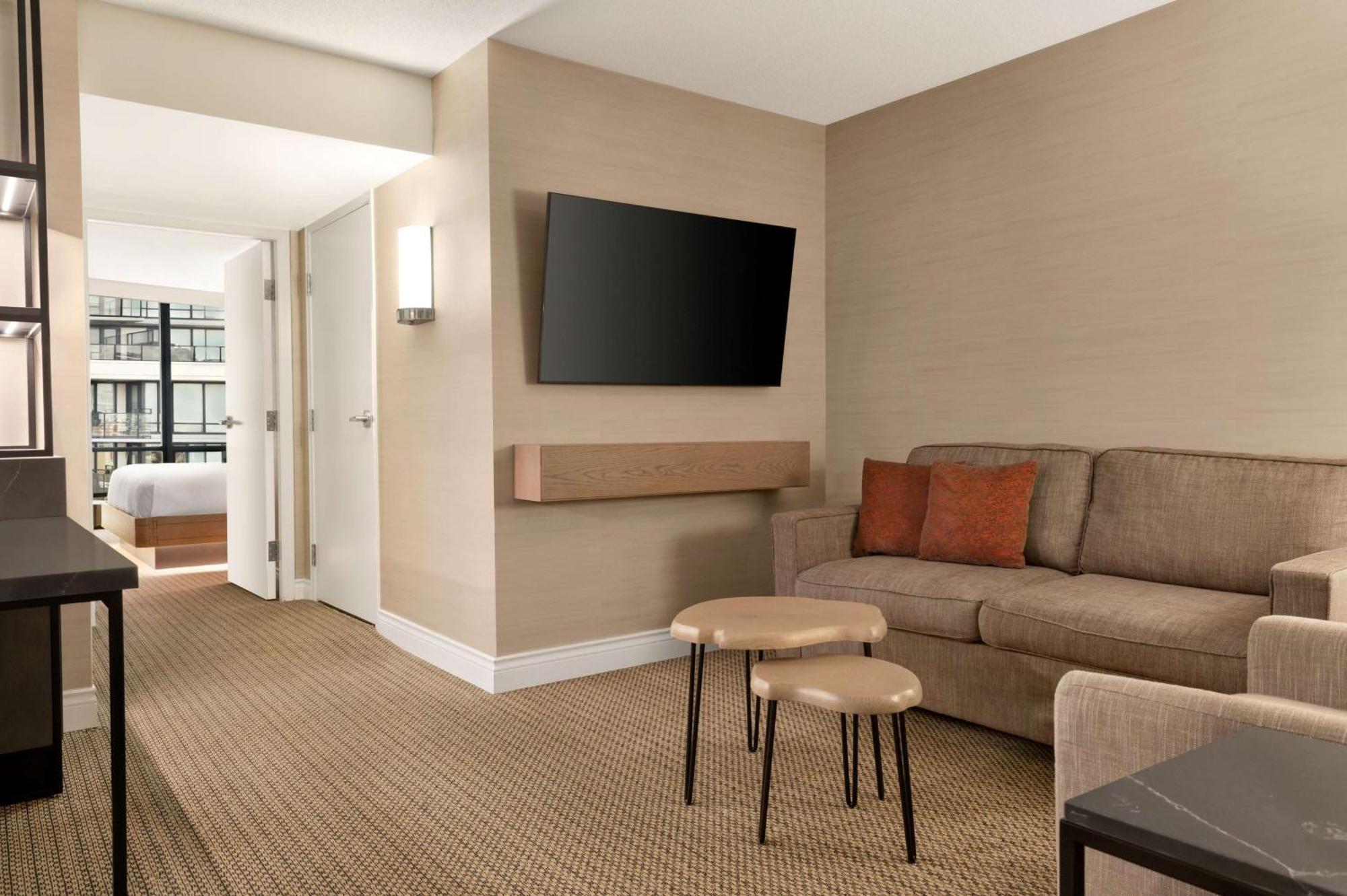 Hilton Vancouver Airport Richmond Exterior photo