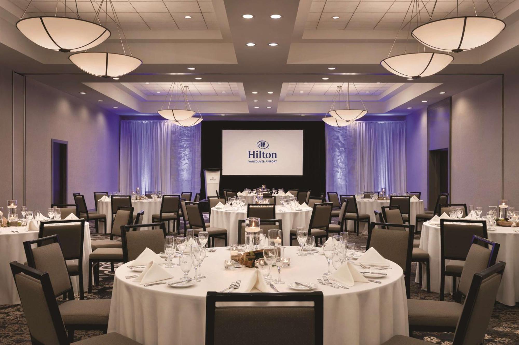 Hilton Vancouver Airport Richmond Exterior photo